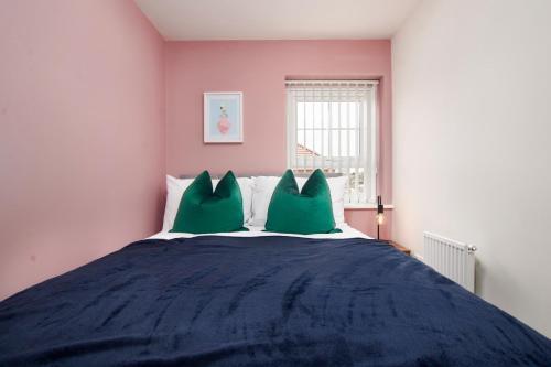 Fantastic Brand New 3br House Wparking Sleeps8