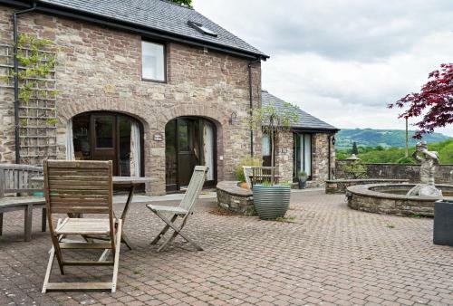 The Neuadd Cottages
