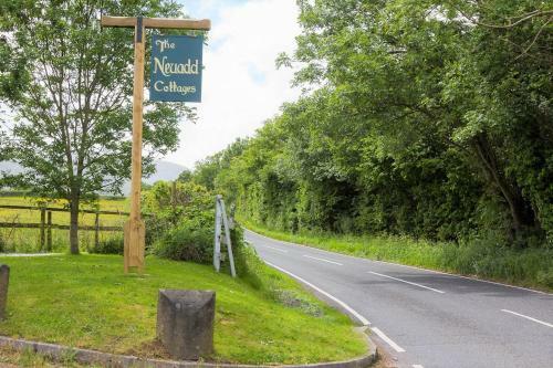 The Neuadd Cottages