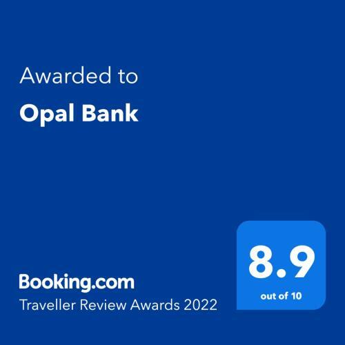 Hotel Opal Bank