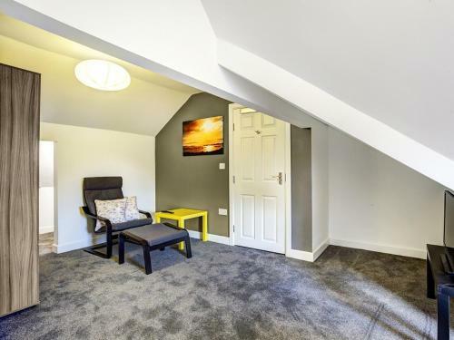 Hostal Townhouse Plus @ 166 Edleston Road Crewe