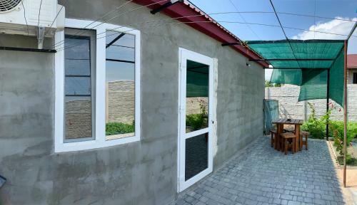 Hostal Azovmore Tut