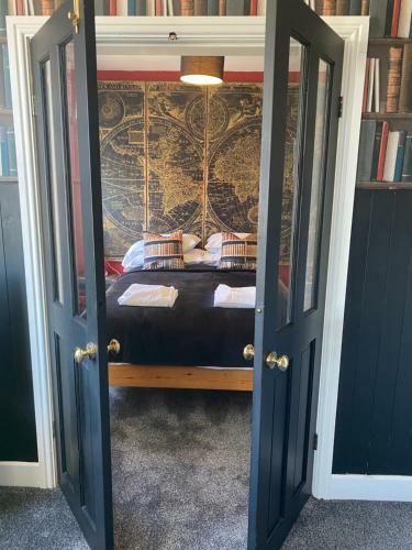 Posada The Library Style Room