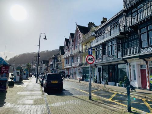 The End House - Cosy And Central (Dartmouth)