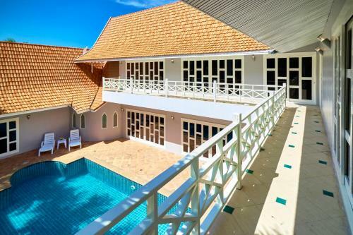 Big Area!! Cozy Beach Pool Villa 5 Private Bedrooms