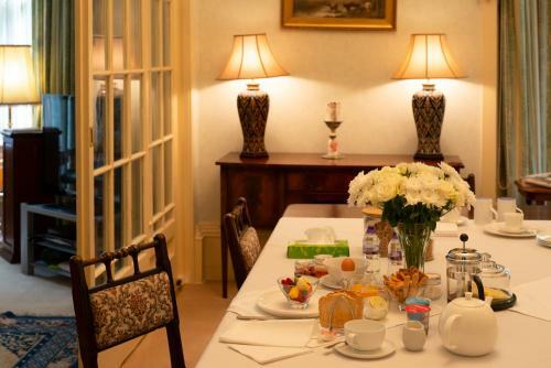 Hostal Georgian House