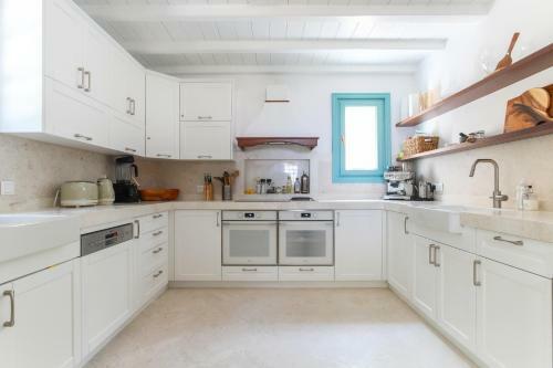 The Great Gatsby 6br Villa Overlooking Spetses Old Town