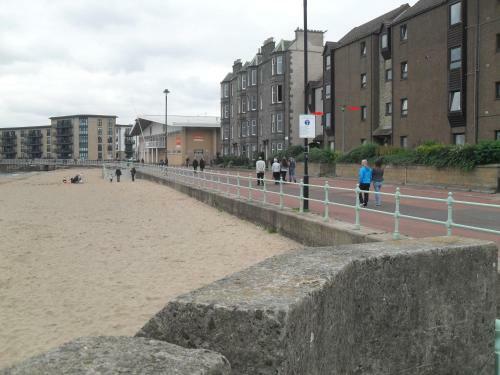Edinburgh Beach View Apartment