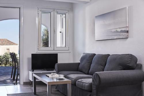 Maira's Apartment