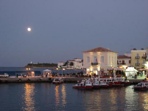 Summer House In Spetses