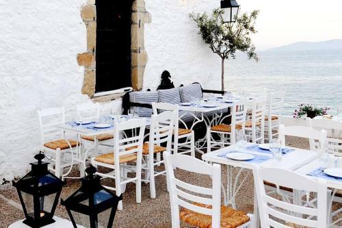 Posada Thalassa, Return To Timeless Spetses