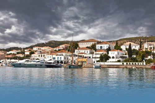 Posada Thalassa, Return To Timeless Spetses