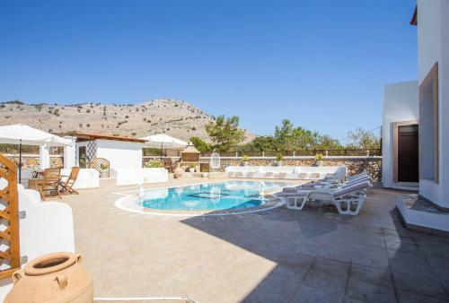 Thymoura Villa