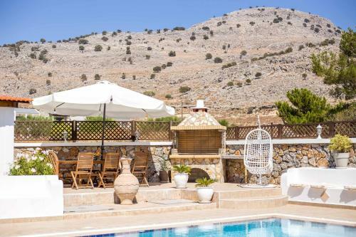 Thymoura Villa