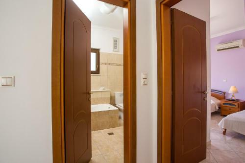 Thymoura Villa