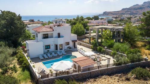 Thymoura Villa