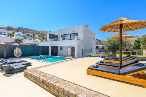 Lambis Villas