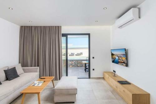 Lambis Villas