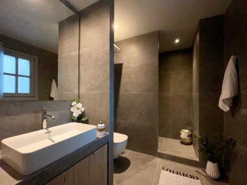 Lindos Serenity Suites