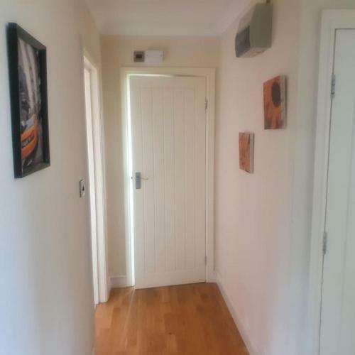 Harrow Cozy Apartment