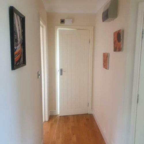 Harrow Cozy Apartment