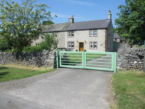 Rowan Tree Cottage