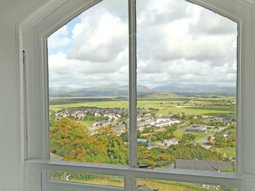 Harlech 4 - Gwern