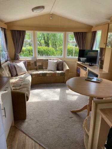 Herald Gold Holiday Caravan