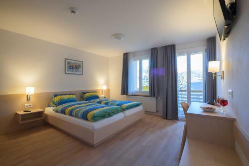 Hostal Hotel Alpenblick M�rren