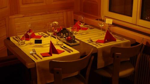 Hostal Hotel Alpenblick M�rren