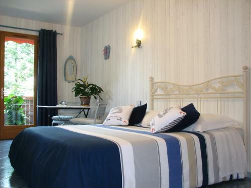 Bed & Breakfast Le Pas De L'ane