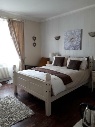 Hostal Le 7 Auberge & Restaurant