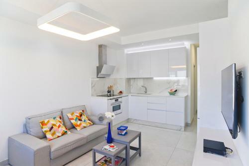 Luxury Apartment El Pueblo Famara