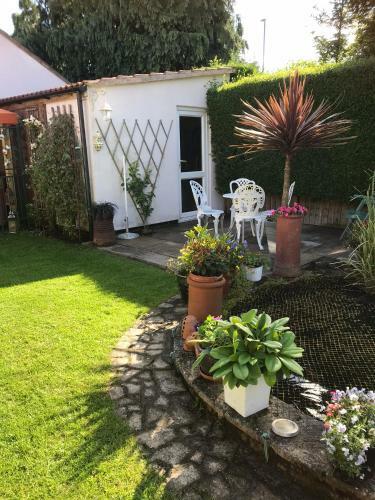 Acorn Cottage