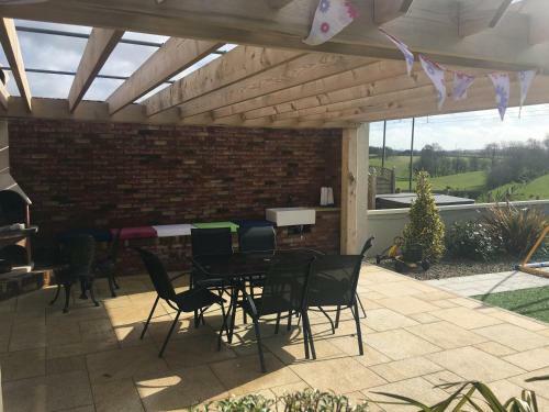 Bed & Breakfast Arvalee Retreat With Outdoor Hottub