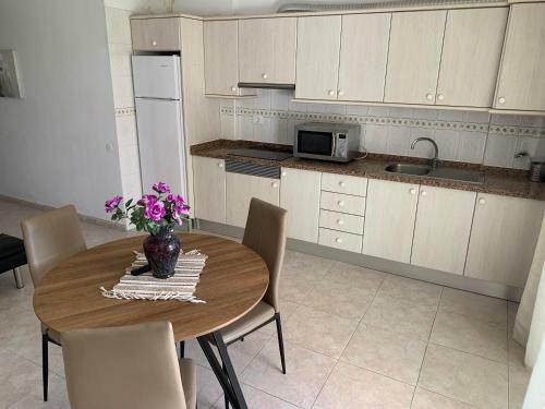 Apartamento Comodoro, En Frente Del Mar