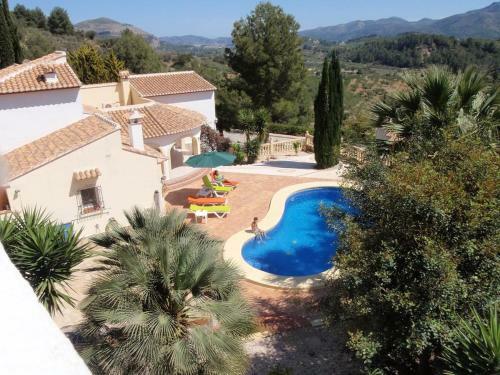 Spacious 3-bedroom Villa With Private Pool In Benigembla, Spain.