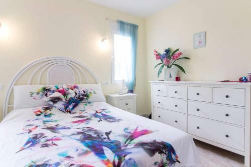 Spacious 3-bedroom Villa With Private Pool In Benigembla, Spain.