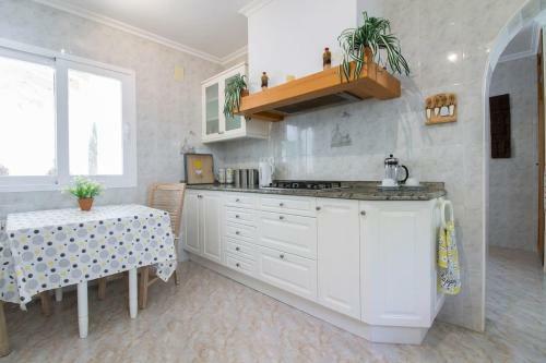 Spacious 3-bedroom Villa With Private Pool In Benigembla, Spain.