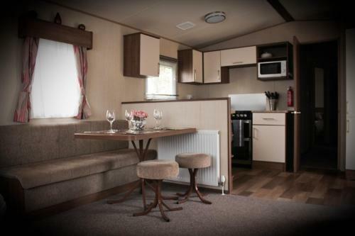 3 Bed Static Caravan @ Hoburne Devon Bay