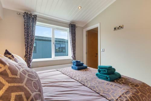 Sandpiper - Luxury Lodge, Close To Beach, Pet Friendly