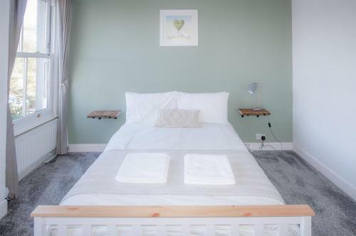 Post Office House - 3 Bedroom Apartment - Reynoldston