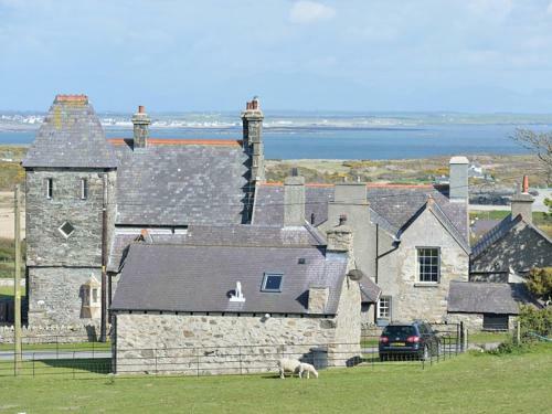 Plas Bach