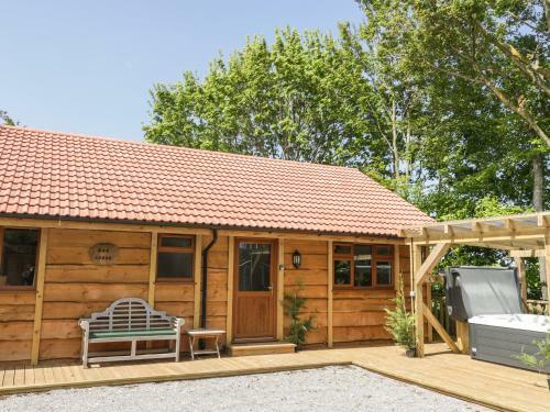 Oak Lodge