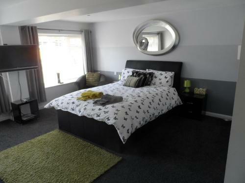 Hostal Mayfields Guest House