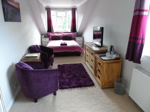 Hostal Mayfields Guest House