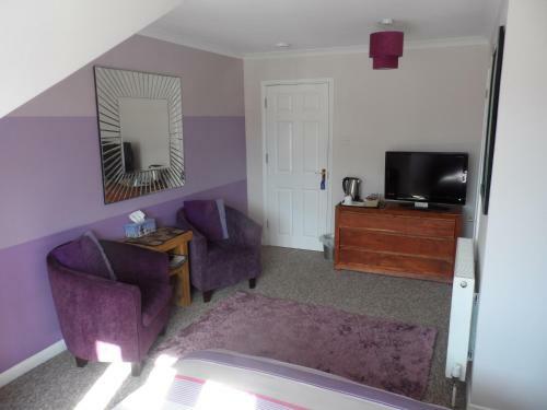 Hostal Mayfields Guest House
