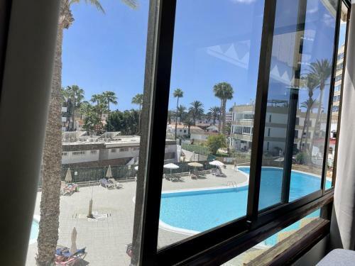 Bonito Apartamento Con Piscina En Playa Del Ingles