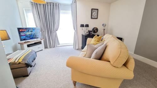 Apartment 3, Monk Bar