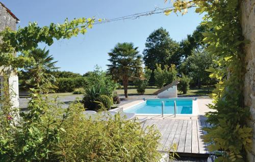 Holiday Home Impasse De L'�cluse K-741